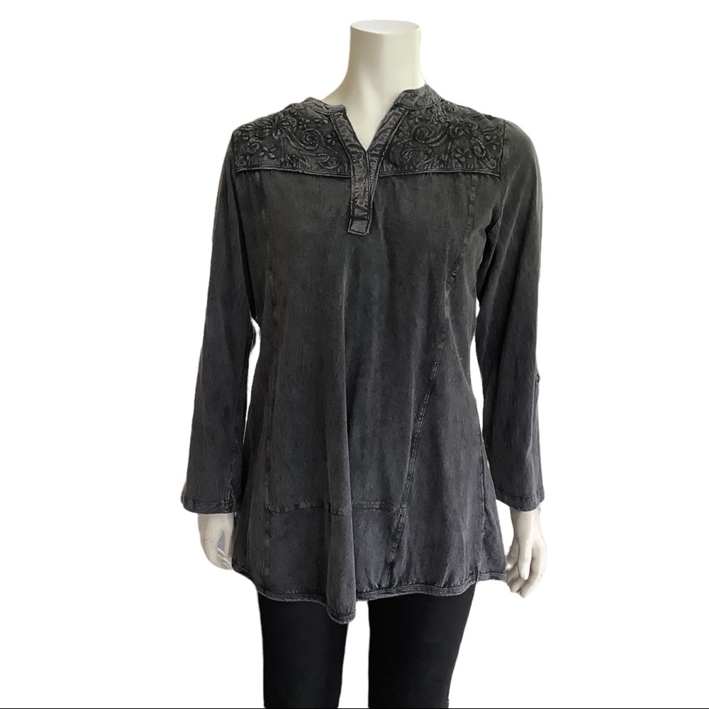 Long sleeve grey stonewashed tunic top